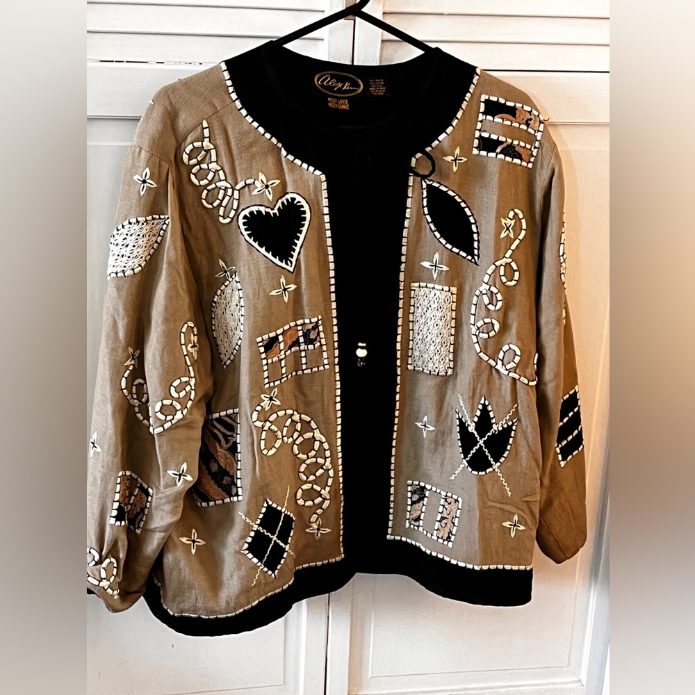 ‼️ ALEX KIM‼️ Women’s Embroidered Jacket. Size L. Beautiful‼️